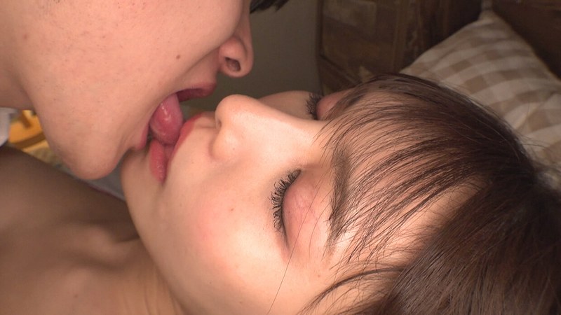 【独占配信】社飲みでつぶれた同僚をお持ち帰りしてドロ酔い性交。ボクを彼氏だと思っているらしく濃厚ベロチュウし放題でまさかの生ハメOK！ピストン中に酔い冷めしたけどお互いイク寸前の腰振りを止められずそのまま朝まで中出し！（dvrt06402）レビュー【部下・同僚／ディープス】